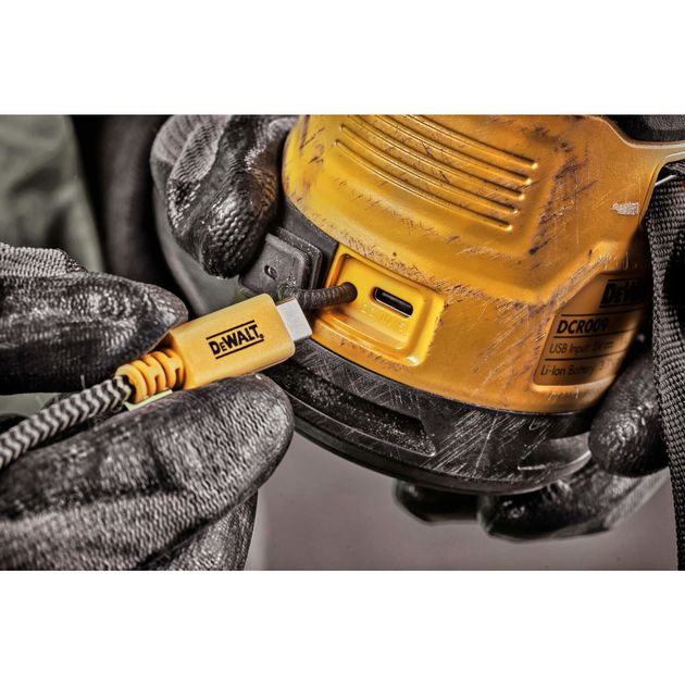Портативная колонка DeWALT DCR009 с аккумулятором, фото , изображение 9 | SNABZHENIE.com.ua Портативная колонка DeWALT DCR009 с аккумулятором, фото , изображение 9 | SNABZHENIE.com.ua