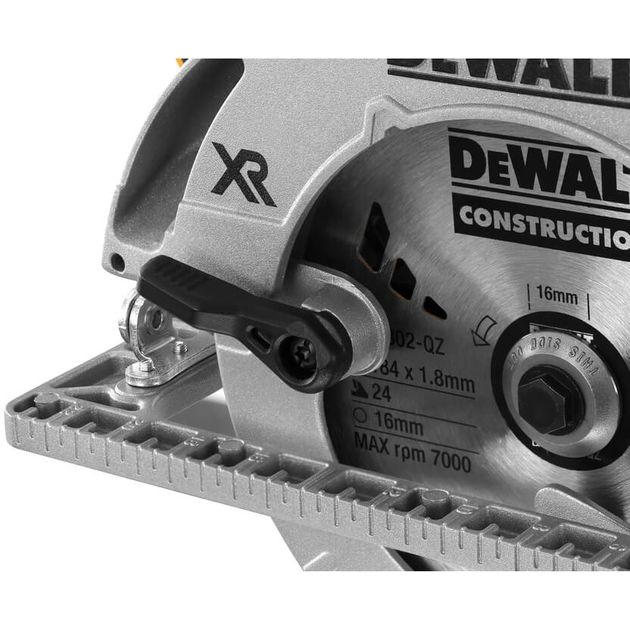 Дисковая аккумуляторная пила DeWALT DCS572N бесщеточная, фото , изображение 6 | SNABZHENIE.com.ua Дисковая аккумуляторная пила DeWALT DCS572N бесщеточная, фото , изображение 6 | SNABZHENIE.com.ua