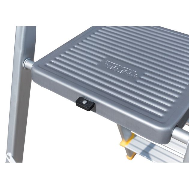 Стремянка алюминиевая MASTERTOOL 7 ступеней, 1500 мм, до 150 кг, фото , изображение 3 | SNABZHENIE.com.ua