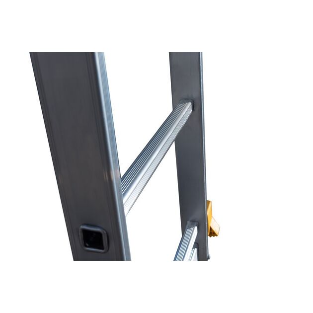 Лестница алюминиевая MASTERTOOL 3-секционная, 3х9 ступеней, фото , изображение 4 | SNABZHENIE.com.ua Лестница алюминиевая MASTERTOOL 3-секционная, 3х9 ступеней, фото , изображение 4 | SNABZHENIE.com.ua