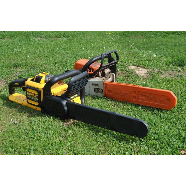 Цепная аккумуляторная электропила DeWALT DCM575N, фото , изображение 9 | SNABZHENIE.com.ua Цепная аккумуляторная электропила DeWALT DCM575N, фото , изображение 9 | SNABZHENIE.com.ua