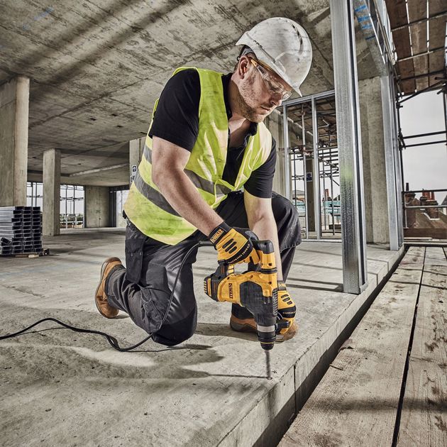 Перфоратор D25334K SDS-Plus DeWALT, фото , зображення 3 | SNABZHENIE.com.ua Перфоратор D25334K SDS-Plus DeWALT, фото , зображення 3 | SNABZHENIE.com.ua