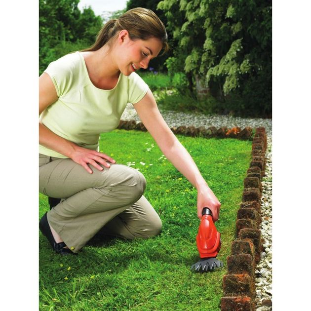 Кусторіз акумуляторний GSL200 BLACK DECKER (GSL200), фото , зображення 4 | SNABZHENIE.com.ua Кусторіз акумуляторний GSL200 BLACK DECKER (GSL200), фото , зображення 4 | SNABZHENIE.com.ua