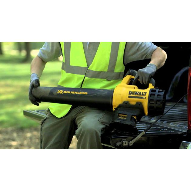 Воздуходувка акумуляторна DCM562PB DeWALT, фото , зображення 5 | SNABZHENIE.com.ua Воздуходувка акумуляторна DCM562PB DeWALT, фото , зображення 5 | SNABZHENIE.com.ua