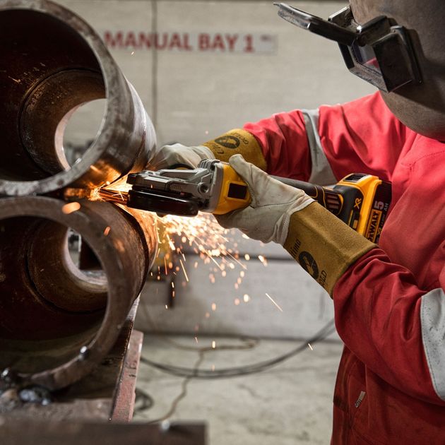 Акумуляторна кутова шліфмашина DCG405FN DeWALT, фото , зображення 7 | SNABZHENIE.com.ua Акумуляторна кутова шліфмашина DCG405FN DeWALT, фото , зображення 7 | SNABZHENIE.com.ua