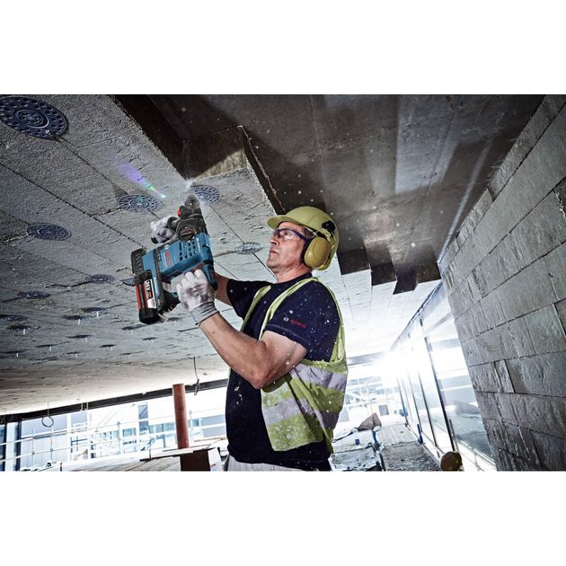 Акумуляторний перфоратор GBH 36 VF-LI Plus BOSCH (0611907002), фото , зображення 5 | SNABZHENIE.com.ua Акумуляторний перфоратор GBH 36 VF-LI Plus BOSCH (0611907002), фото , зображення 5 | SNABZHENIE.com.ua