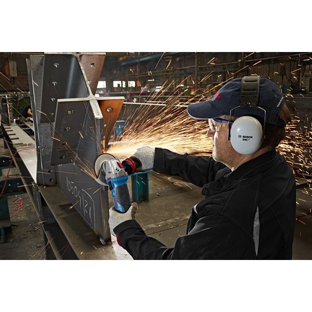 Угловая шлифмашина BOSCH GWS 19-125 CIST Professional, фото , изображение 5 | SNABZHENIE.com.ua