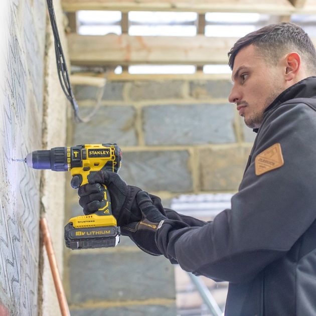 Ударна дрель-шуруповерт з безщітковим двигуном SBH20S2K STANLEY, фото , зображення 3 | SNABZHENIE.com.ua Ударна дрель-шуруповерт з безщітковим двигуном SBH20S2K STANLEY, фото , зображення 3 | SNABZHENIE.com.ua