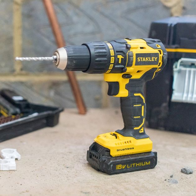 Ударна дрель-шуруповерт з безщітковим двигуном SBH20S2K STANLEY, фото , зображення 4 | SNABZHENIE.com.ua Ударна дрель-шуруповерт з безщітковим двигуном SBH20S2K STANLEY, фото , зображення 4 | SNABZHENIE.com.ua