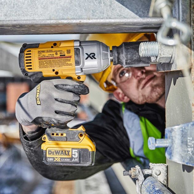 Ударный гайковерт DeWALT DCF897NT 18 В, без аккумулятора и зарядного устройства, фото , изображение 5 | SNABZHENIE.com.ua Ударный гайковерт DeWALT DCF897NT 18 В, без аккумулятора и зарядного устройства, фото , изображение 5 | SNABZHENIE.com.ua