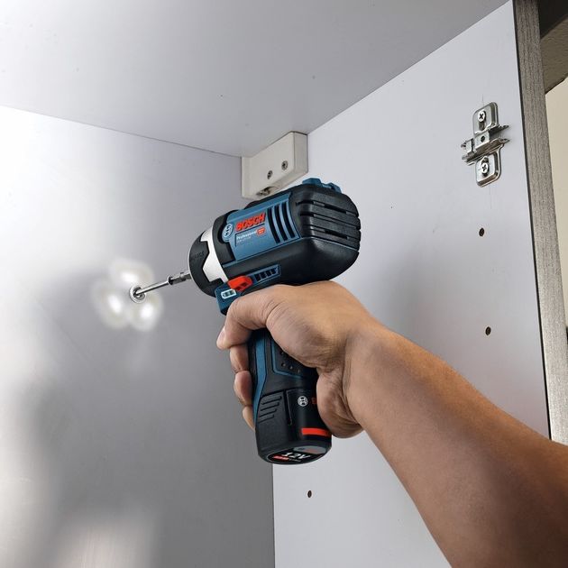 Аккумуляторный ударный гайковерт BOSCH GDR 12V-105 (06019A6901), фото , изображение 4 | SNABZHENIE.com.ua