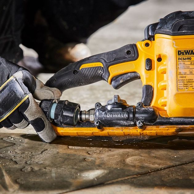Аккумуляторная пила отрезная DeWALT DCS690N, 230 мм, фото , изображение 5 | SNABZHENIE.com.ua Аккумуляторная пила отрезная DeWALT DCS690N, 230 мм, фото , изображение 5 | SNABZHENIE.com.ua