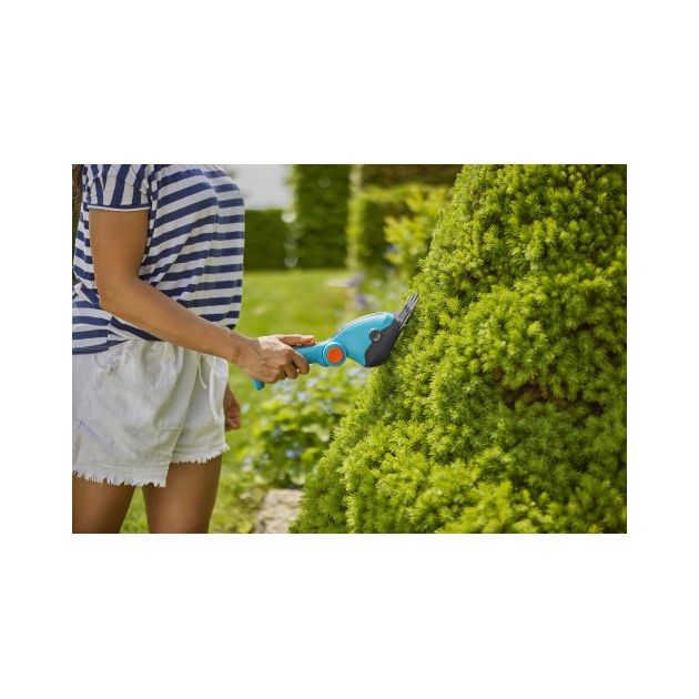 Ножиці акумуляторні для газонів Gardena ComfortCut 09888-20, фото , зображення 10 | SNABZHENIE.com.ua Ножиці акумуляторні для газонів Gardena ComfortCut 09888-20, фото , зображення 10 | SNABZHENIE.com.ua