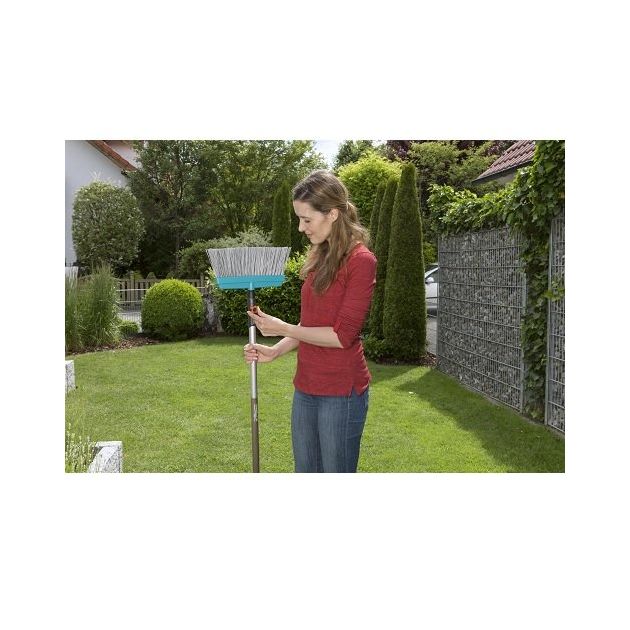 Щітка для терас GARDENA Combisystem 32 см, фото , зображення 10 | SNABZHENIE.com.ua Щітка для терас GARDENA Combisystem 32 см, фото , зображення 10 | SNABZHENIE.com.ua