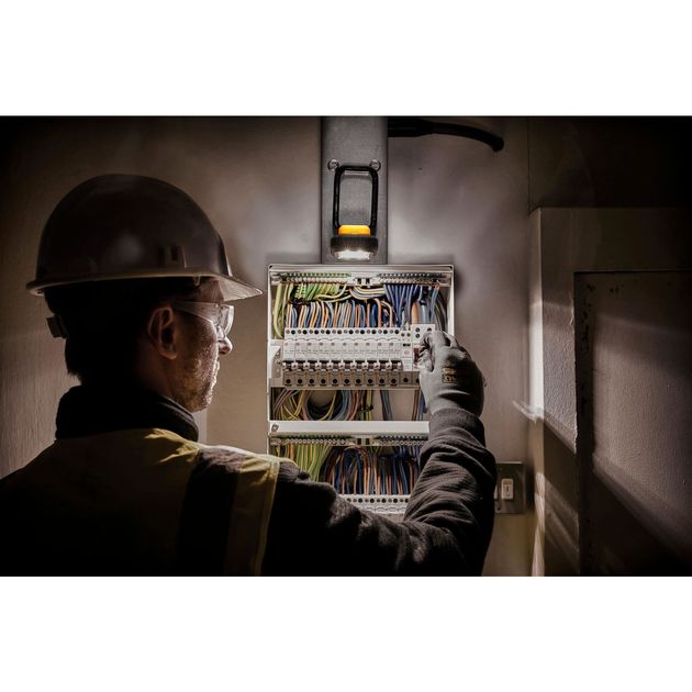 Фонарь світлодіодний акумуляторний DeWALT DCL182, фото , зображення 8 | SNABZHENIE.com.ua