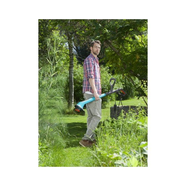 Электрический триммер Gardena SmallCut Plus 350/23, фото , изображение 6 | SNABZHENIE.com.ua Электрический триммер Gardena SmallCut Plus 350/23, фото , изображение 6 | SNABZHENIE.com.ua