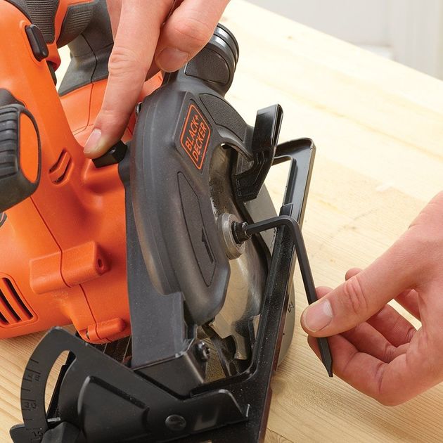 Дисковая аккумуляторная пила BLACK DECKER BDCCS18N, фото , изображение 3 | SNABZHENIE.com.ua Дисковая аккумуляторная пила BLACK DECKER BDCCS18N, фото , изображение 3 | SNABZHENIE.com.ua