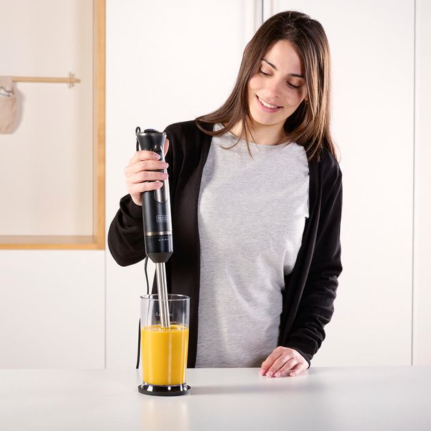 Блендер ручной BLACK+DECKER BXHBA800E, фото , изображение 6 | SNABZHENIE.com.ua Блендер ручной BLACK+DECKER BXHBA800E, фото , изображение 6 | SNABZHENIE.com.ua