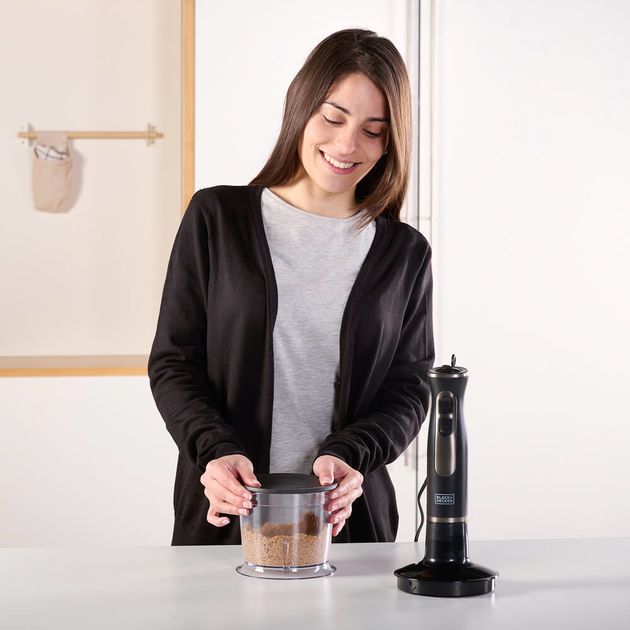 Блендер ручной BLACK+DECKER BXHBA800E, фото , изображение 7 | SNABZHENIE.com.ua Блендер ручной BLACK+DECKER BXHBA800E, фото , изображение 7 | SNABZHENIE.com.ua