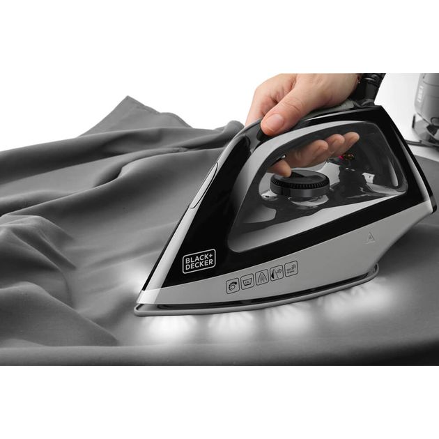 Утюг с парогенератором BLACK+DECKER BXSS2200E, фото , зображення 6 | SNABZHENIE.com.ua Утюг с парогенератором BLACK+DECKER BXSS2200E, фото , зображення 6 | SNABZHENIE.com.ua