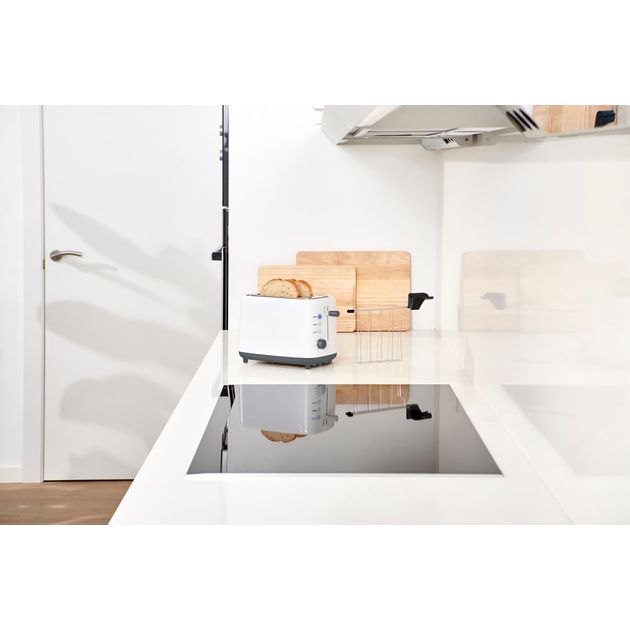 Тостер BLACK+DECKER BXTOA820E 2-слотовый с поддоном, черный, фото , изображение 2 | SNABZHENIE.com.ua Тостер BLACK+DECKER BXTOA820E 2-слотовый с поддоном, черный, фото , изображение 2 | SNABZHENIE.com.ua