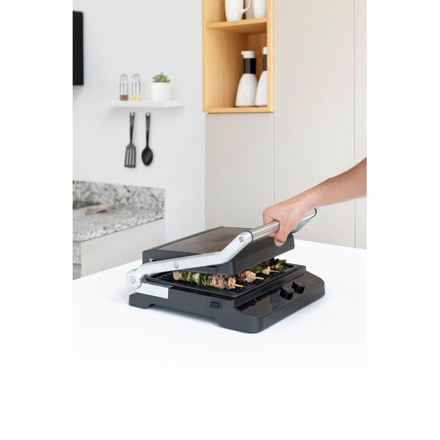 Гриль BLACK+DECKER BXGR2000E, 2000 Вт, с антипригарным покрытием, фото , изображение 4 | SNABZHENIE.com.ua Гриль BLACK+DECKER BXGR2000E, 2000 Вт, с антипригарным покрытием, фото , изображение 4 | SNABZHENIE.com.ua
