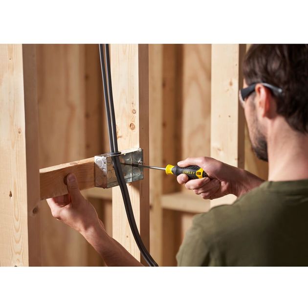 Отвертка STANLEY Cushion Grip Pz2, жало 100 мм, STHT16163-0, фото , изображение 4 | SNABZHENIE.com.ua Отвертка STANLEY Cushion Grip Pz2, жало 100 мм, STHT16163-0, фото , изображение 4 | SNABZHENIE.com.ua