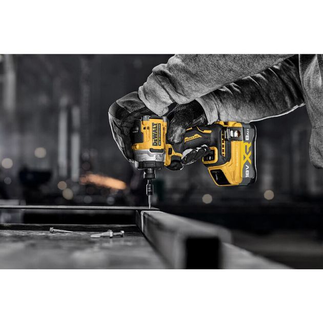 Аккумуляторный ударный шуруповёрт DeWALT DCF860N без щёток, фото , изображение 4 | SNABZHENIE.com.ua Аккумуляторный ударный шуруповёрт DeWALT DCF860N без щёток, фото , изображение 4 | SNABZHENIE.com.ua