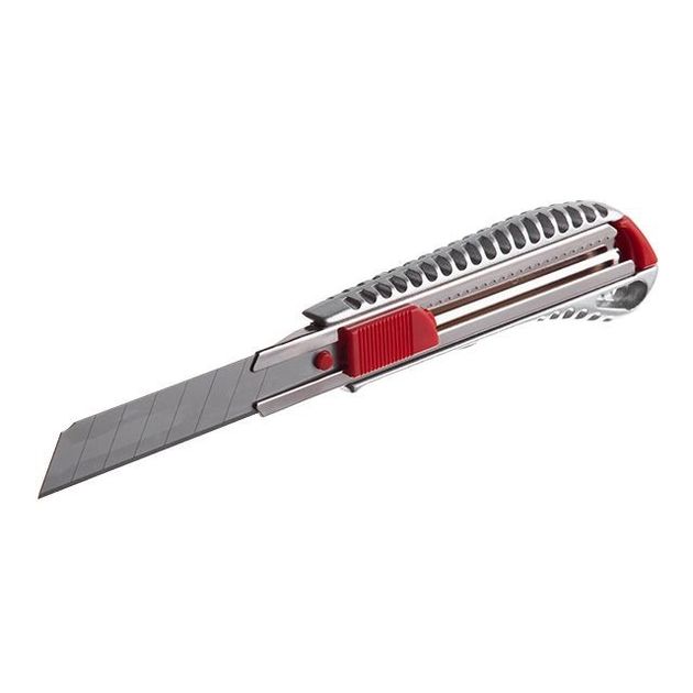 Нож сегментный 18мм с металлической направляющей INTERTOOL HT-0504, фото , изображение 2 | SNABZHENIE.com.ua Нож сегментный 18мм с металлической направляющей INTERTOOL HT-0504, фото , изображение 2 | SNABZHENIE.com.ua