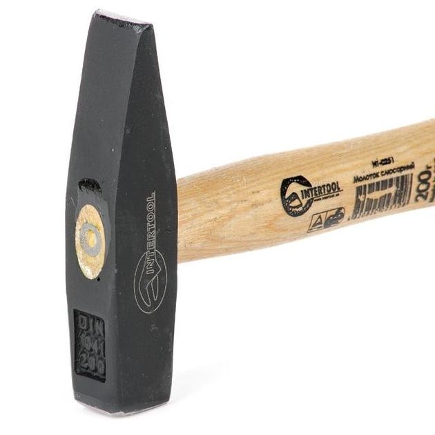 Молоток слесарний 200 г, ручка ясень. INTERTOOL HT-0251, фото , зображення 4 | SNABZHENIE.com.ua Молоток слесарний 200 г, ручка ясень. INTERTOOL HT-0251, фото , зображення 4 | SNABZHENIE.com.ua