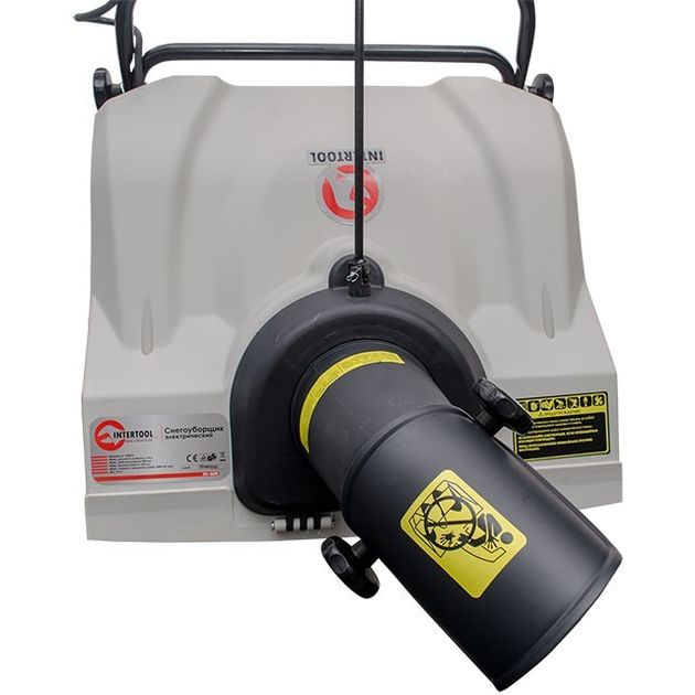 Електричний снігозбирач INTERTOOL SN-1600, 1.6 кВт, робоча ширина 500 мм, з регулюванням напрямку викиду снігу, фото , зображення 5 | SNABZHENIE.com.ua Електричний снігозбирач INTERTOOL SN-1600, 1.6 кВт, робоча ширина 500 мм, з регулюванням напрямку викиду снігу, фото , зображення 5 | SNABZHENIE.com.ua