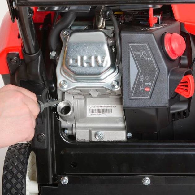 Снігоприбирач бензиновий INTERTOOL SN-4000, 2.2 л.с./1.65 кВт, висота/ширина захвату 300/460 мм, фото , зображення 5 | SNABZHENIE.com.ua Снігоприбирач бензиновий INTERTOOL SN-4000, 2.2 л.с./1.65 кВт, висота/ширина захвату 300/460 мм, фото , зображення 5 | SNABZHENIE.com.ua