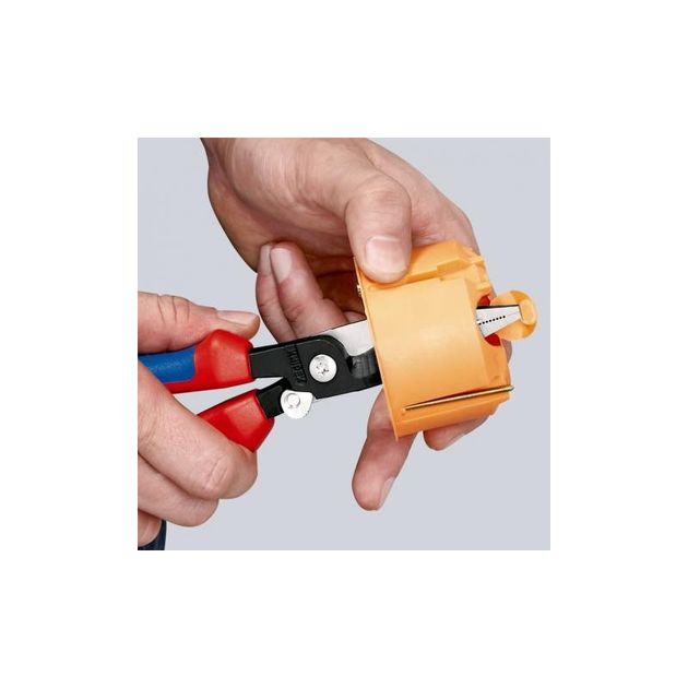 Многофункциональные клещи KNIPEX 13 92 200 для электромонтажа, фото , изображение 3 | SNABZHENIE.com.ua Многофункциональные клещи KNIPEX 13 92 200 для электромонтажа, фото , изображение 3 | SNABZHENIE.com.ua
