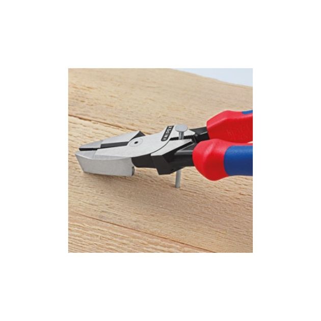 Плоскогубцы электромонтера KNIPEX 09 02 240, фото , изображение 3 | SNABZHENIE.com.ua Плоскогубцы электромонтера KNIPEX 09 02 240, фото , изображение 3 | SNABZHENIE.com.ua