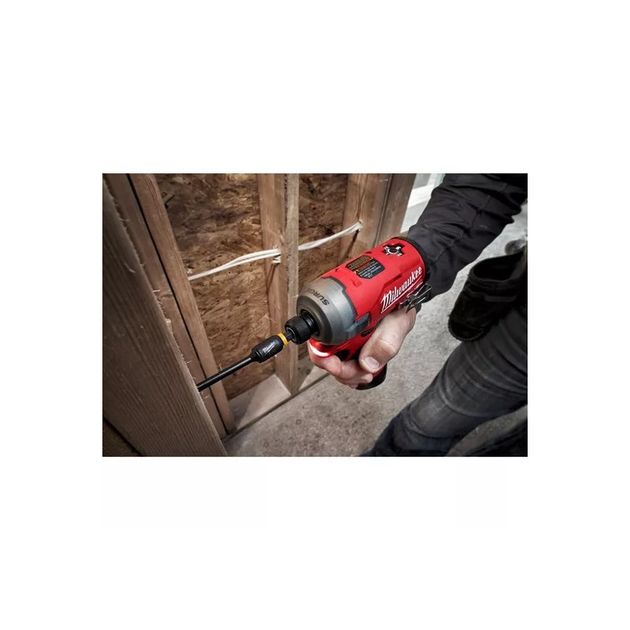 Акумуляторний винтоверт MILWAUKEE M12 FQID-202X FUEL SURGE (50 Нм, Li-Ion 2 Ач), фото , зображення 5 | SNABZHENIE.com.ua