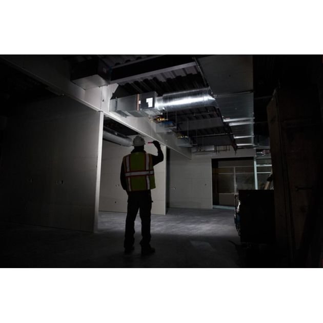 Акумуляторний ліхтар заряджений через USB L4 FL-301, фото , зображення 9 | SNABZHENIE.com.ua Акумуляторний ліхтар заряджений через USB L4 FL-301, фото , зображення 9 | SNABZHENIE.com.ua