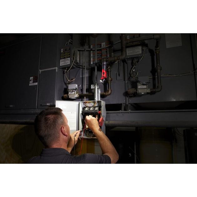 Акумуляторний фонарь заряджаємий через USB L4 PWL-301 (4933479765) Milwaukee, фото , зображення 7 | SNABZHENIE.com.ua