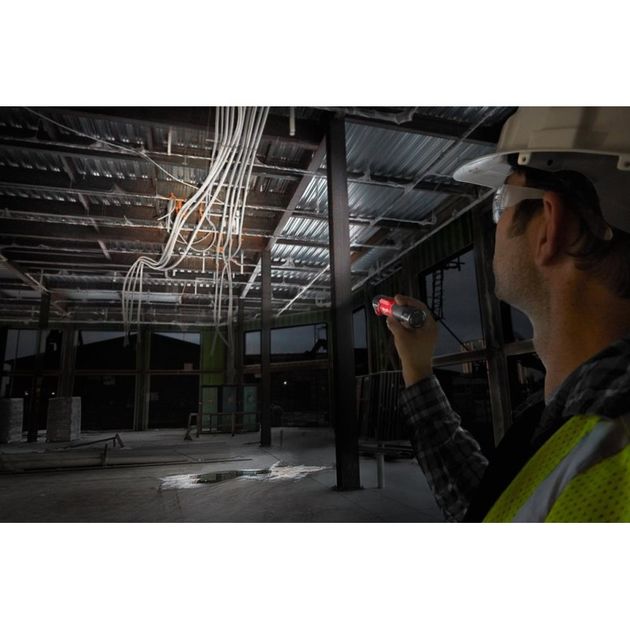 Акумуляторний фонарь заряджаємий через USB L4 PWL-301 (4933479765) Milwaukee, фото , зображення 8 | SNABZHENIE.com.ua