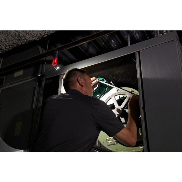 Акумуляторний фонарь заряджаємий через USB L4 PWL-301 (4933479765) Milwaukee, фото , зображення 3 | SNABZHENIE.com.ua