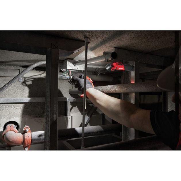 Акумуляторний фонарь заряджаємий через USB L4 PWL-301 (4933479765) Milwaukee, фото , зображення 10 | SNABZHENIE.com.ua