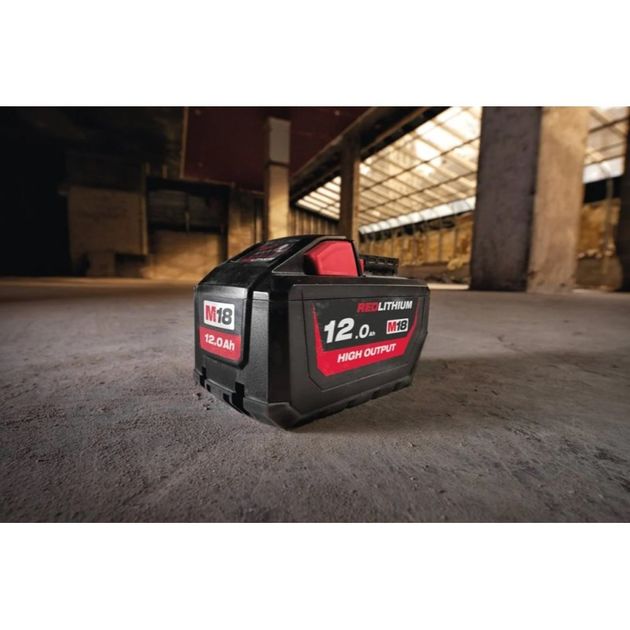 Акумулятор MILWAUKEE M18 HB12 HIGH OUTPUT™ 12.0 Ач 4932464260, фото , зображення 6 | SNABZHENIE.com.ua Акумулятор MILWAUKEE M18 HB12 HIGH OUTPUT™ 12.0 Ач 4932464260, фото , зображення 6 | SNABZHENIE.com.ua