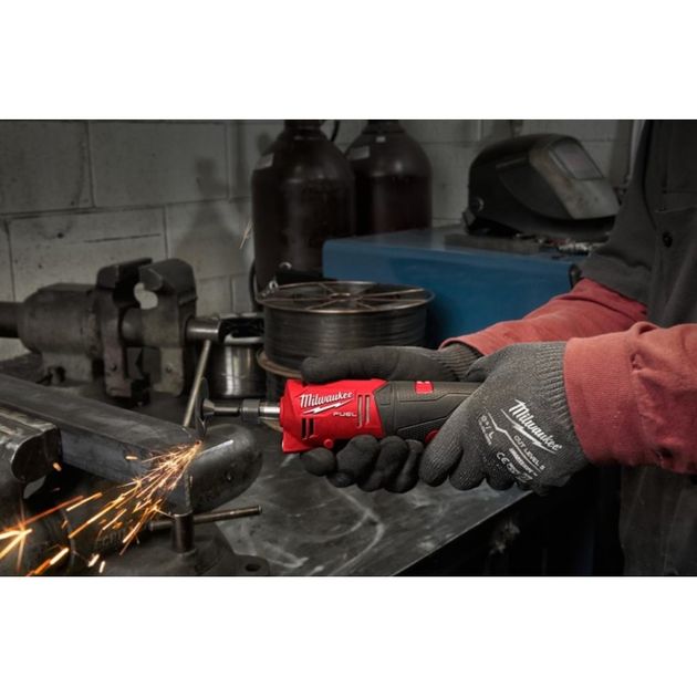 Аккумуляторная прямошлифмашина MILWAUKEE 12FDGS-0 FUEL M 4933471435, фото , изображение 9 | SNABZHENIE.com.ua Аккумуляторная прямошлифмашина MILWAUKEE 12FDGS-0 FUEL M 4933471435, фото , изображение 9 | SNABZHENIE.com.ua