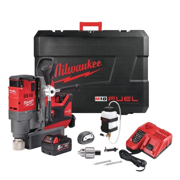 Акумуляторна дрель на магнітній станині з постійним магнітом MILWAUKEE M18 FUEL FMDP-502C, фото , зображення 10 | SNABZHENIE.com.ua Акумуляторна дрель на магнітній станині з постійним магнітом MILWAUKEE M18 FUEL FMDP-502C, фото , зображення 10 | SNABZHENIE.com.ua