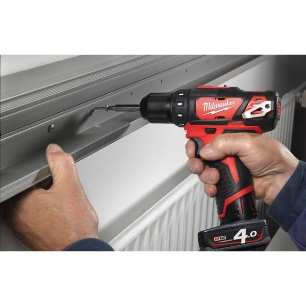Дрель-шуруповерт MILWAUKEE M12 BDD-402C, крутящий момент 38 Нм, фото , изображение 9 | SNABZHENIE.com.ua