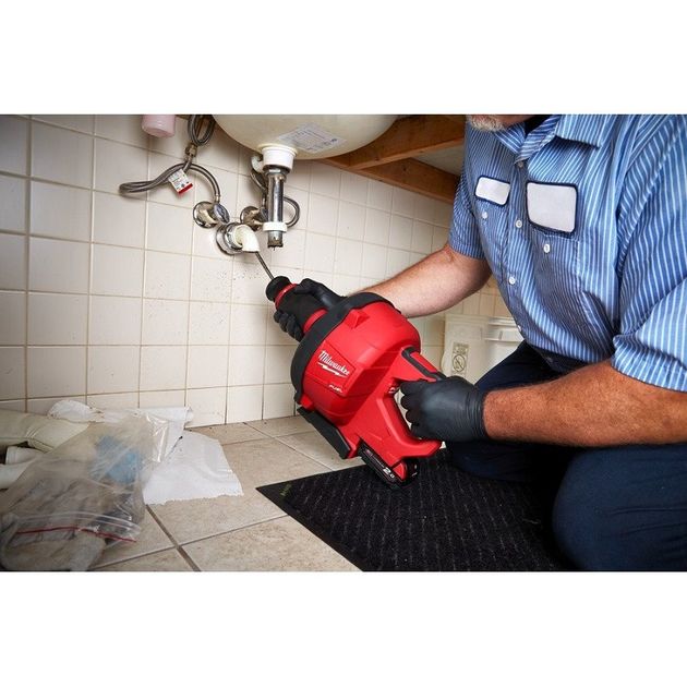 Прочистная машина аккумуляторная MILWAUKEE M18 FUEL FDCPF10-0C, фото , изображение 2 | SNABZHENIE.com.ua Прочистная машина аккумуляторная MILWAUKEE M18 FUEL FDCPF10-0C, фото , изображение 2 | SNABZHENIE.com.ua