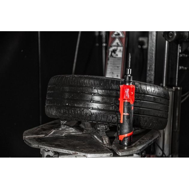 Аккумуляторная шлифмашина Milwaukee M12 FUEL FTB-0 4933472215, фото , изображение 10 | SNABZHENIE.com.ua Аккумуляторная шлифмашина Milwaukee M12 FUEL FTB-0 4933472215, фото , изображение 10 | SNABZHENIE.com.ua