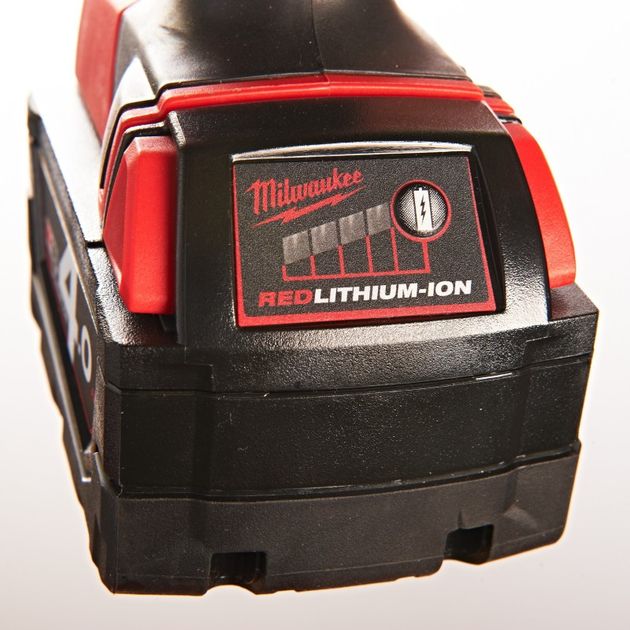 Сабельная пила аккумуляторная MILWAUKEE M18 C18 HZ-0, фото , изображение 7 | SNABZHENIE.com.ua Сабельная пила аккумуляторная MILWAUKEE M18 C18 HZ-0, фото , изображение 7 | SNABZHENIE.com.ua