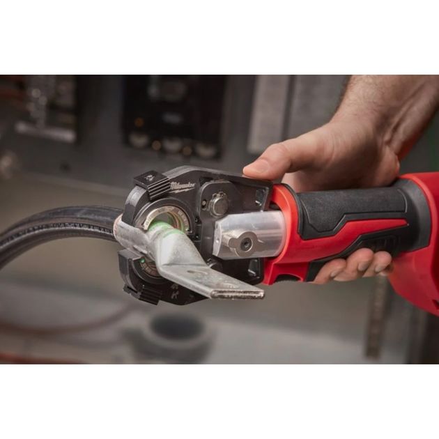 Гидравлический инструмент для обжима кабеля Milwaukee M18 HCCT-201C, фото , изображение 6 | SNABZHENIE.com.ua Гидравлический инструмент для обжима кабеля Milwaukee M18 HCCT-201C, фото , изображение 6 | SNABZHENIE.com.ua