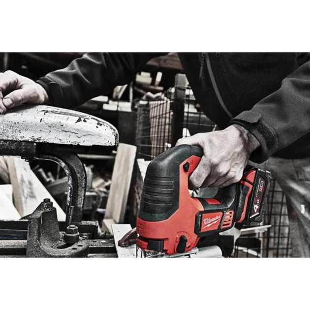 Аккумуляторный лобзик MILWAUKEE M18 BJS-0, фото , изображение 9 | SNABZHENIE.com.ua Аккумуляторный лобзик MILWAUKEE M18 BJS-0, фото , изображение 9 | SNABZHENIE.com.ua