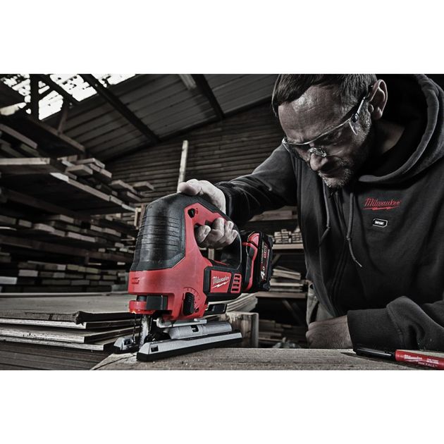 Лобзик аккумуляторный MILWAUKEE M18 BJS-402C 4933451389, фото , изображение 8 | SNABZHENIE.com.ua Лобзик аккумуляторный MILWAUKEE M18 BJS-402C 4933451389, фото , изображение 8 | SNABZHENIE.com.ua